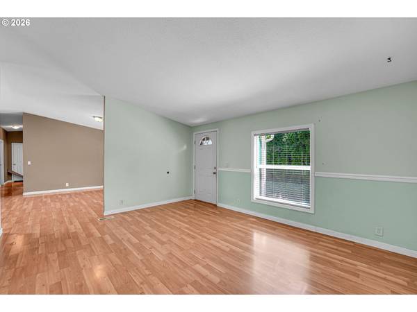 11105 MAIN ST NE #9, Donald, OR 97020