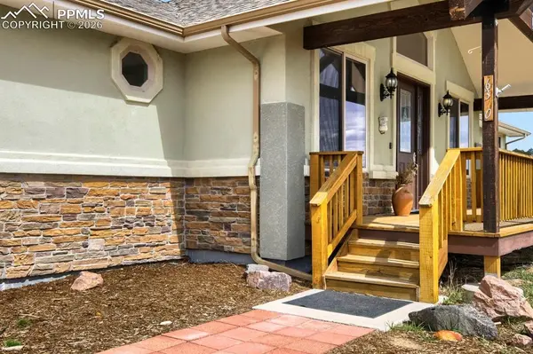 6360 Coolwell DR, Colorado Springs, CO 80908