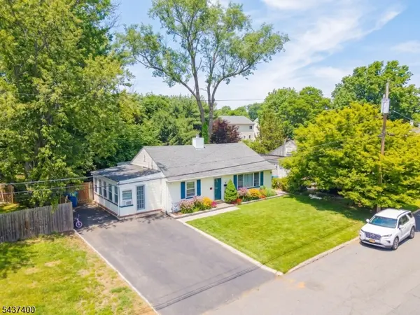 12 Pierrepont Ave, Middlesex Boro, NJ 08846