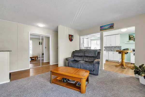 173 Margate Close NE, Calgary, AB T2A 3E5