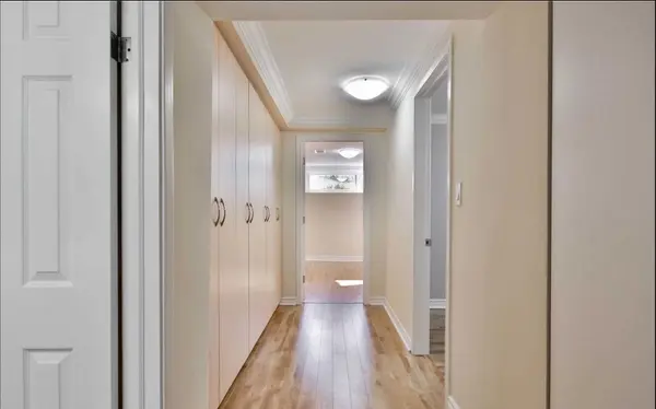 243 Harrygan CRES, Richmond Hill, ON L4C 4J2