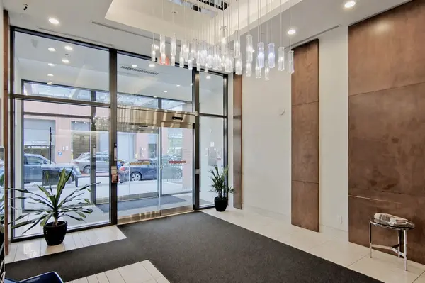 2212 Lake Shore BLVD W #3001, Toronto W06, ON M8V 0C2
