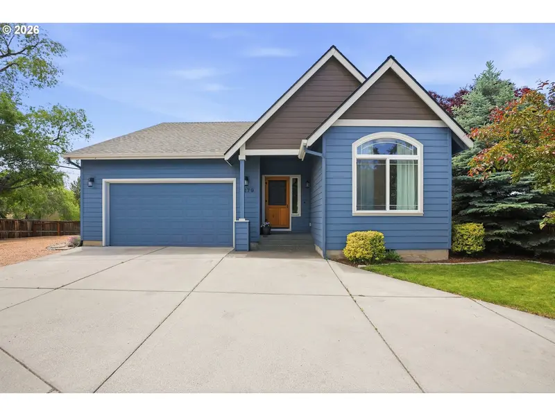 3279 NE JONAHS CT, Bend, OR 97701
