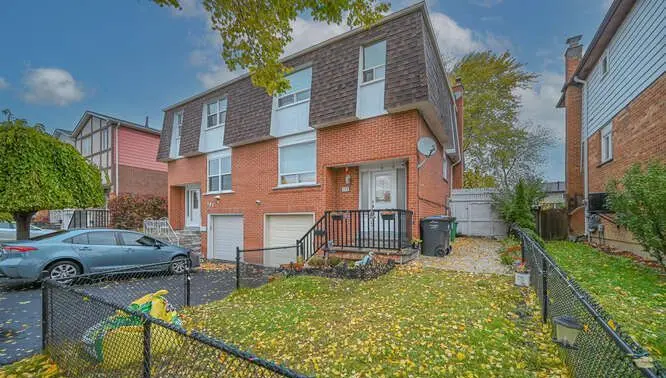 105 Skegby RD, Brampton, ON L6V 2T8
