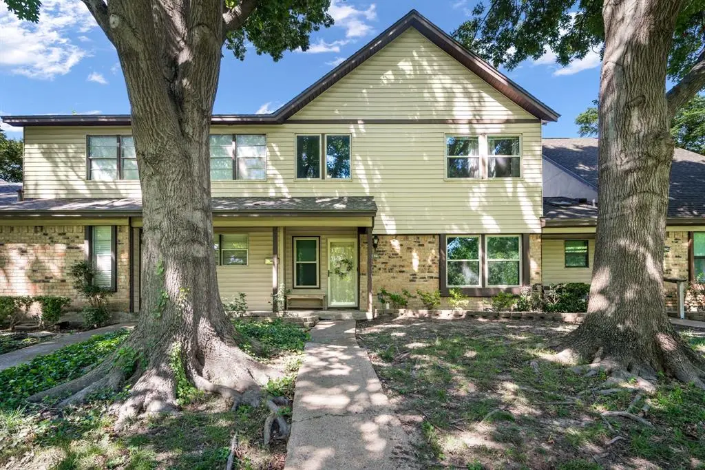 4822 Rollingwood Court, Garland, TX 75043