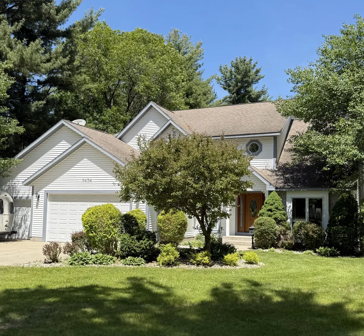 7474 Wiczer DR, Whitehall Twp, MI 49461