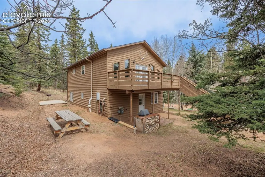 37 Silbani LN, Florissant, CO 80816