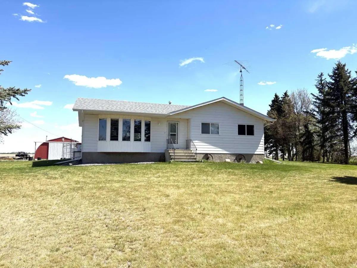 42567 Highway 856, Rural Flagstaff County, AB T0B 1N0
