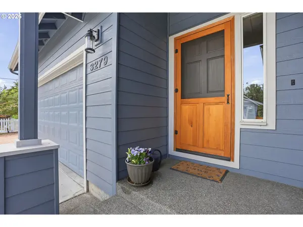 3279 NE JONAHS CT, Bend, OR 97701