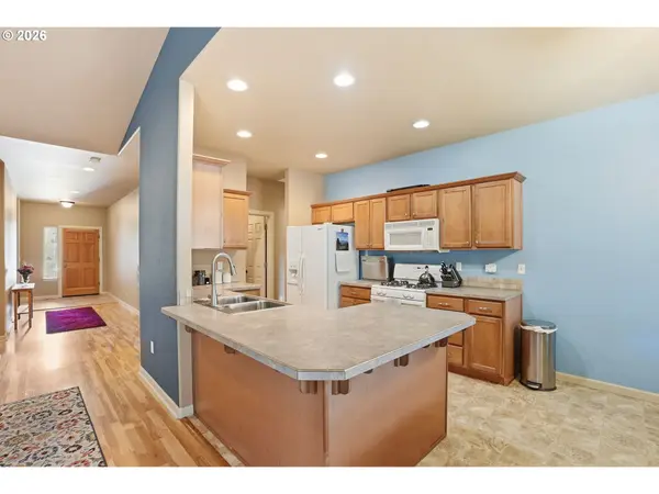 3279 NE JONAHS CT, Bend, OR 97701
