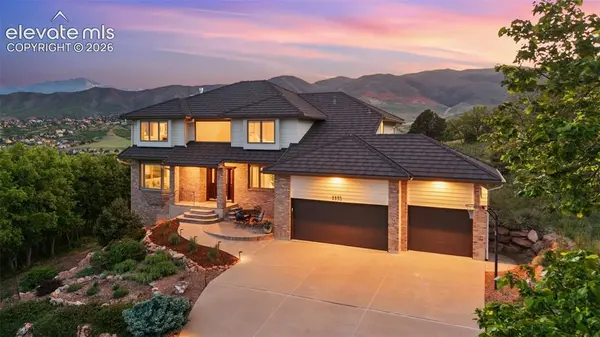 2550 Oak Hills DR, Colorado Springs, CO 80919