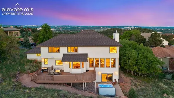 2550 Oak Hills DR, Colorado Springs, CO 80919