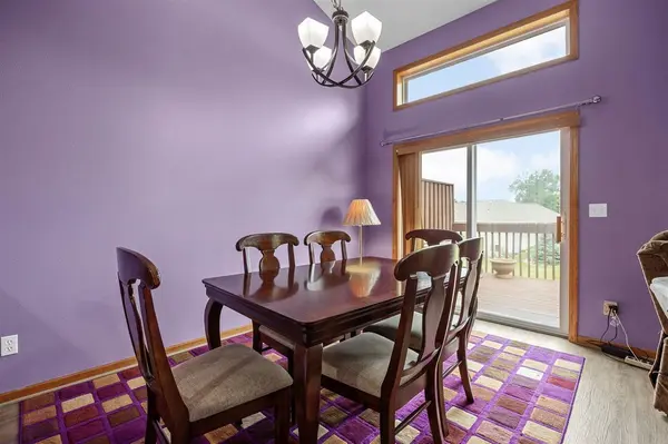 3502 Stoneview Cir SW, Cedar Rapids, IA 52404