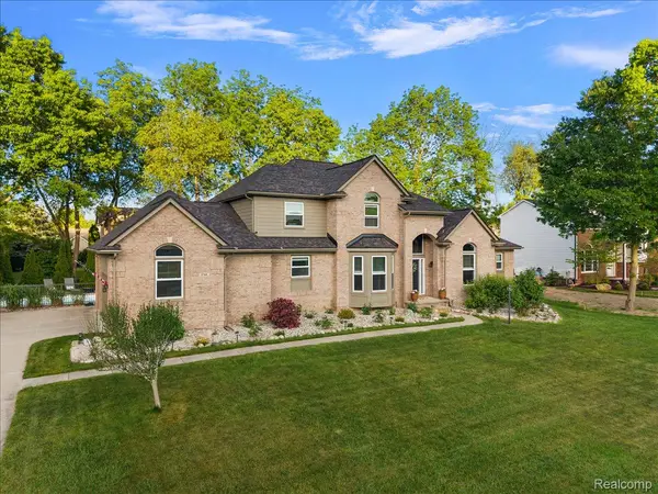 5768 Bellshire LN, Independence Charter Township, MI 48346