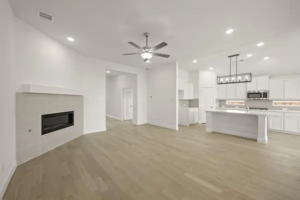 1023 Wheatland, Justin, TX 76247