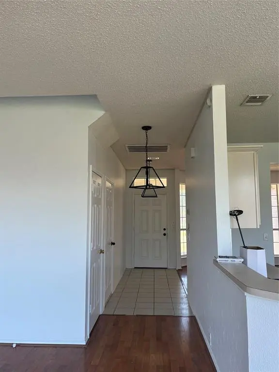 7929 Park Ridge Drive, Fort Worth, TX 76137