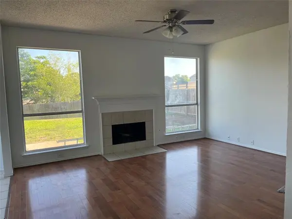 7929 Park Ridge Drive, Fort Worth, TX 76137
