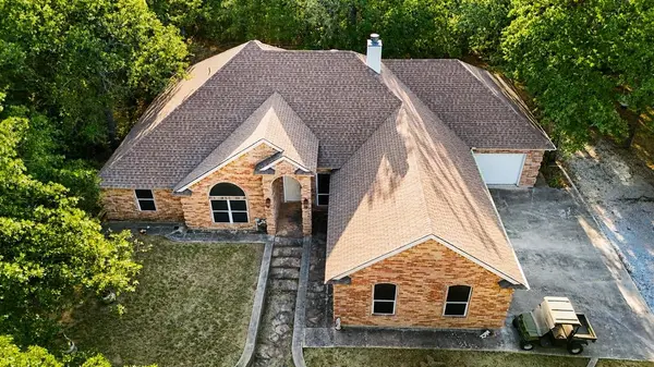 1984 Sunflower Road, Paradise, TX 76073