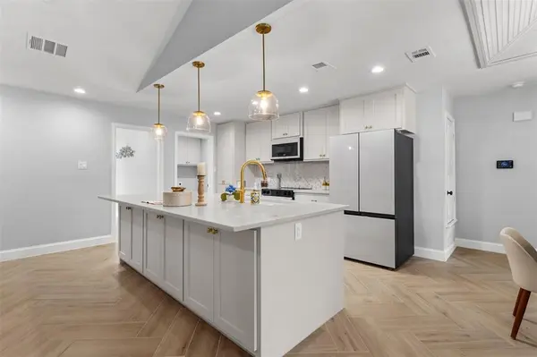 6000 Kenilworth Drive, Arlington, TX 76001
