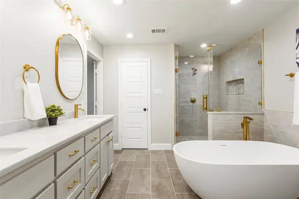 6000 Kenilworth Drive, Arlington, TX 76001