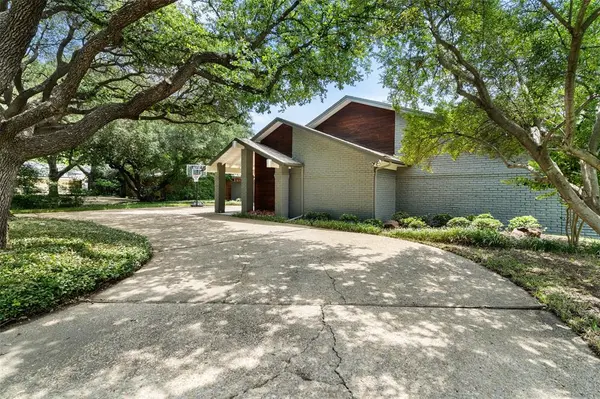 6334 Oakleaf Road, Dallas, TX 75248