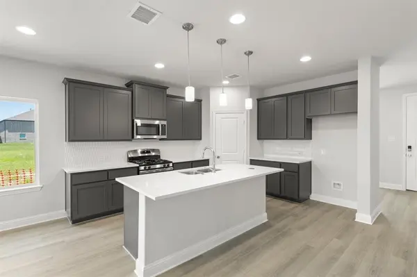 2143 Rhodora Avenue, Forney, TX 75126