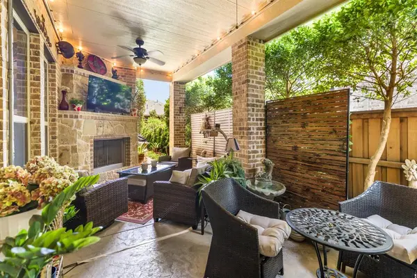 3905 Jasmine Fox Lane, Arlington, TX 76005