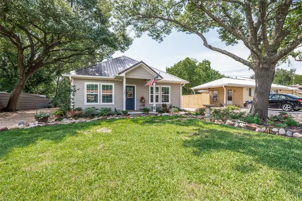 105 W Adkins Street, Seagoville, TX 75159