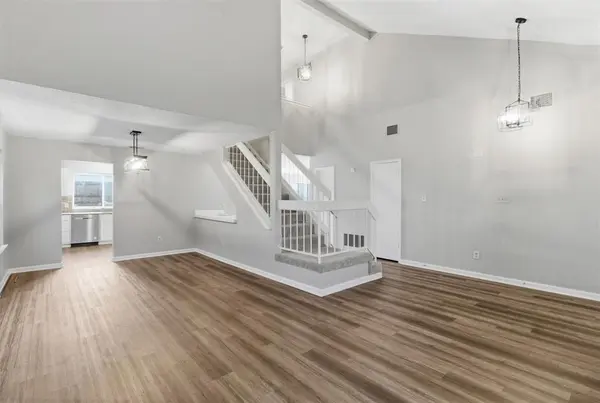 2462 Claremont Drive, Grand Prairie, TX 75052