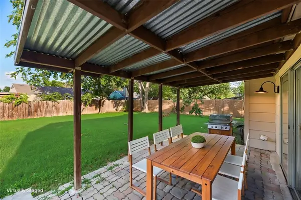 7204 Shadow Bend Drive, Fort Worth, TX 76137