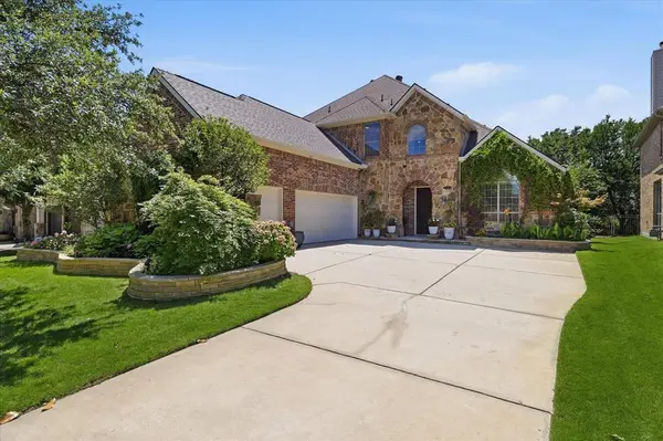 1731 Meadows Avenue, Lantana, TX 76226