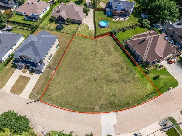 000 Scenic Drive, Heath, TX 75032