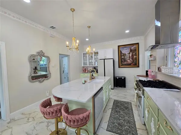 401 E Chestnut Street, Denison, TX 75021