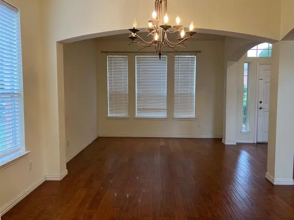 2616 Quail Hollow Drive, Sachse, TX 75048