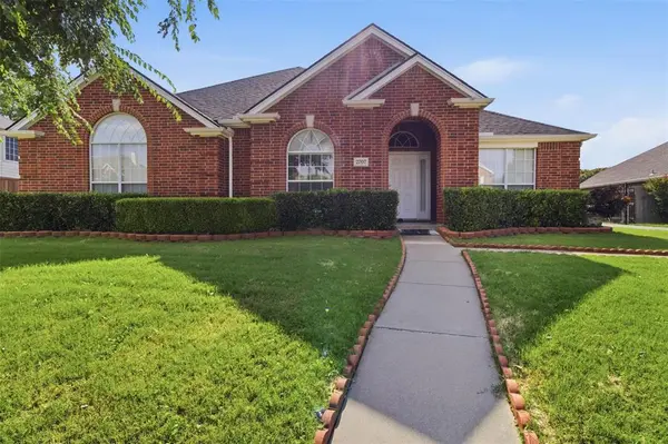 2707 Rocky Creek Drive, Mansfield, TX 76063