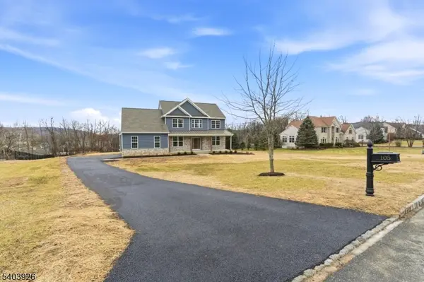 105 Junction Rd, Hampton Boro, NJ 08827