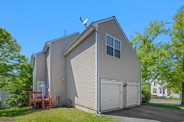 31 Winding Hill Dr, Mount Olive Twp., NJ 07840