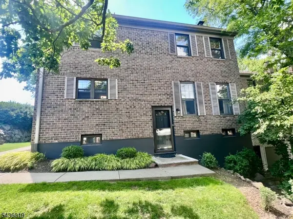 181 Long Hill Rd #A7, Little Falls Twp., NJ 07424