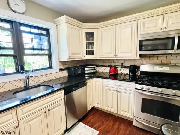 181 Long Hill Rd #A7, Little Falls Twp., NJ 07424