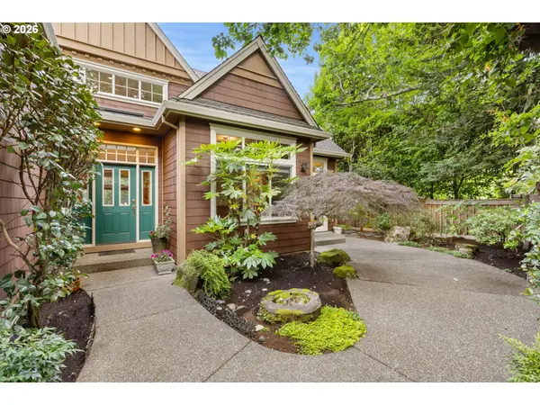 6441 SW SANTA MONICA CT, Portland, OR 97221