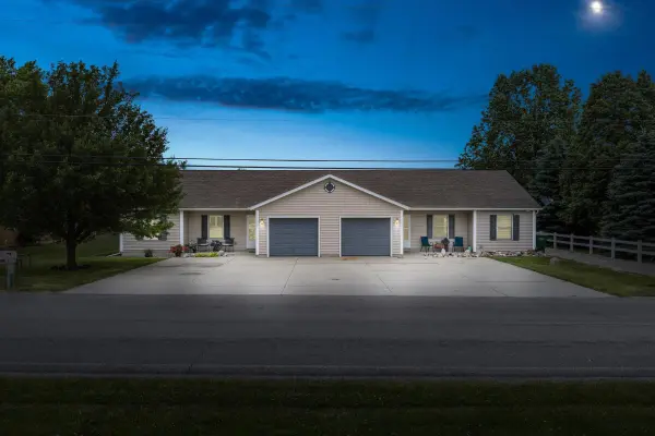 22710 Diamond Cove ST, Lagrange Twp, MI 49031