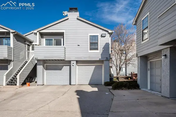941 Tampico CT, Colorado Springs, CO 80910