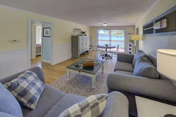 488 S Stony Point RD, Suttons Bay Twp, MI 49682