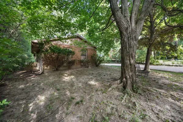 2545 Powell AVE, Ann Arbor, MI 48104