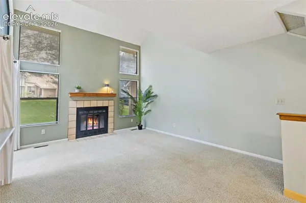 4215 Autumn Heights DR #A, Colorado Springs, CO 80906