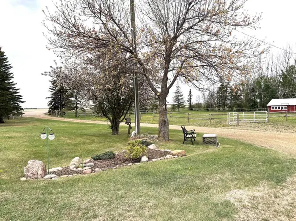 42567 Highway 856, Rural Flagstaff County, AB T0B 1N0