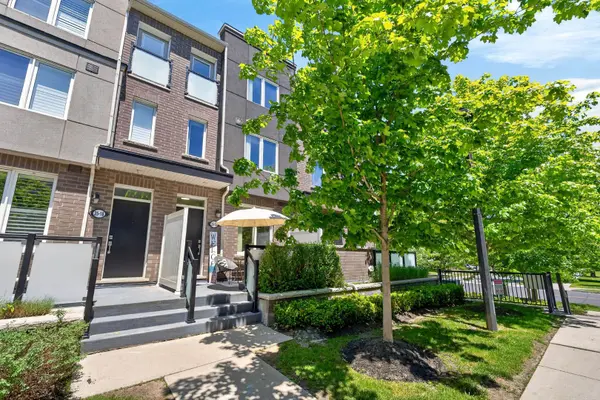 25 Heron Park PL #19, Toronto E10, ON M1E 0B8
