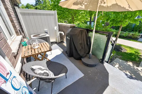 25 Heron Park PL #19, Toronto E10, ON M1E 0B8