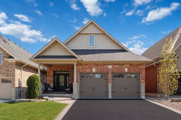 37 Nathan AVE, Whitby, ON L1M 0K2