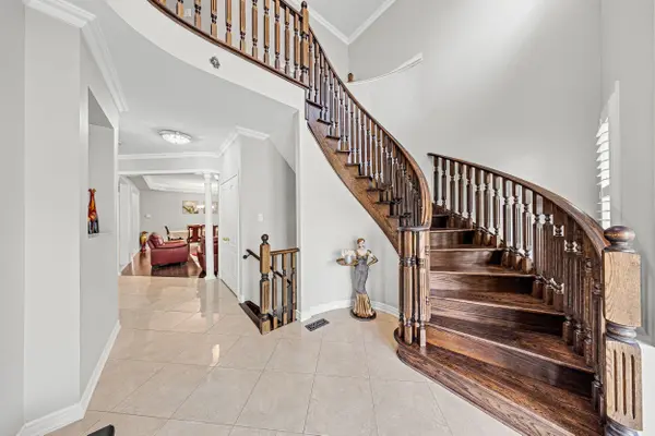 10 Greenforest GRV, Whitchurch-stouffville, ON L4A 0C5